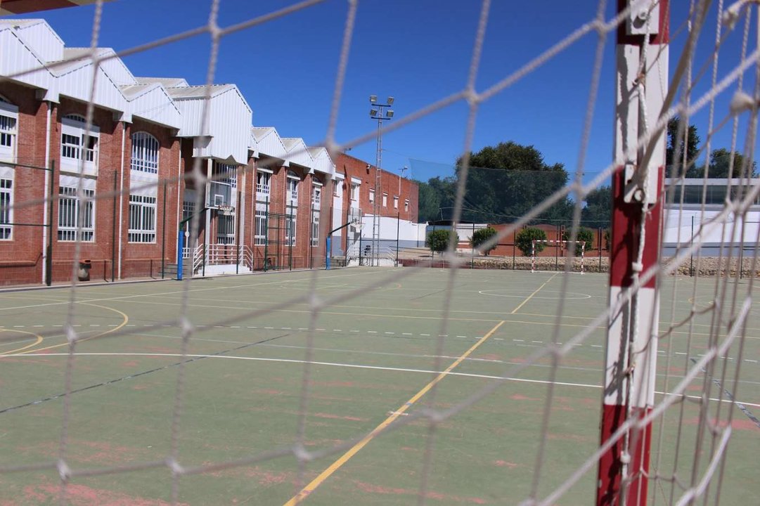 Refuerzan las actuaciones para prevenir la legionela en polideportivos e instalaciones municipales