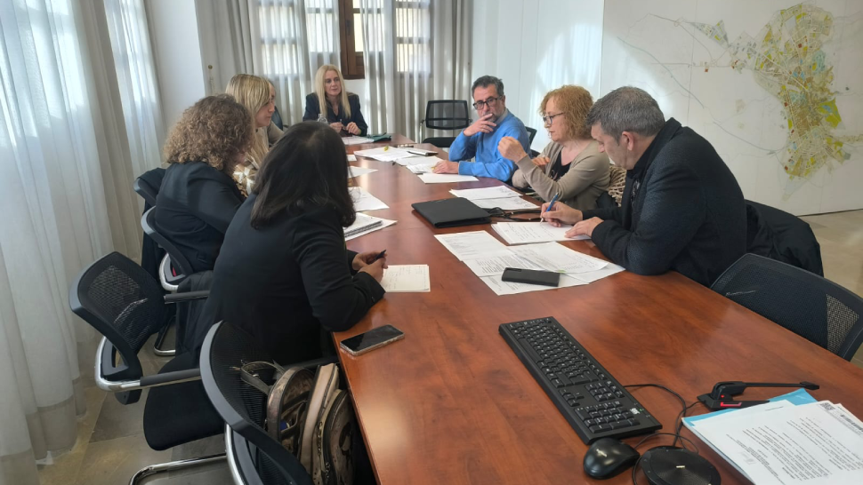 Impulsan una mesa técnica para el control de las colonias de gatos en Granada
